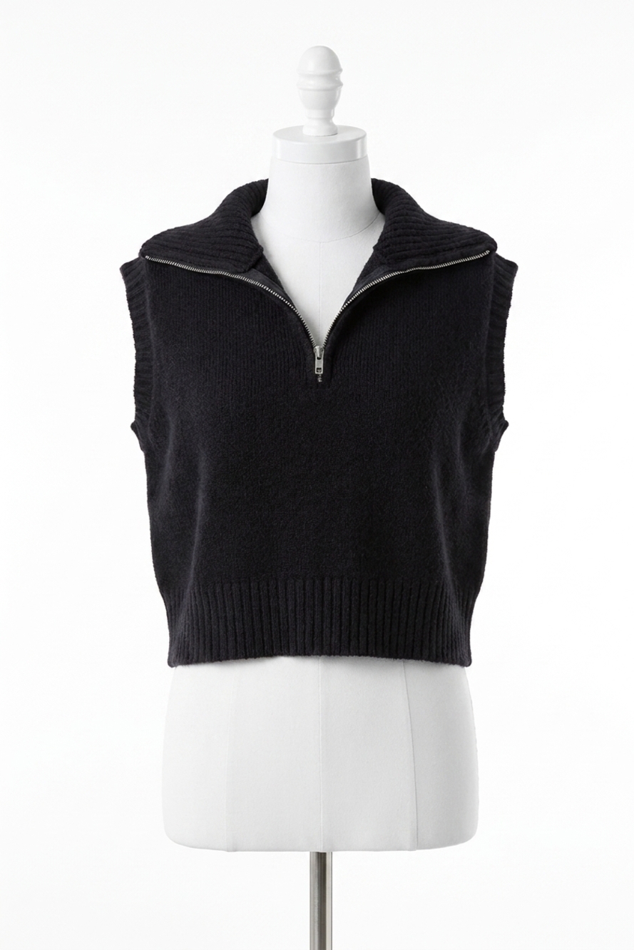 NEW ENTRO knit half zip top in black